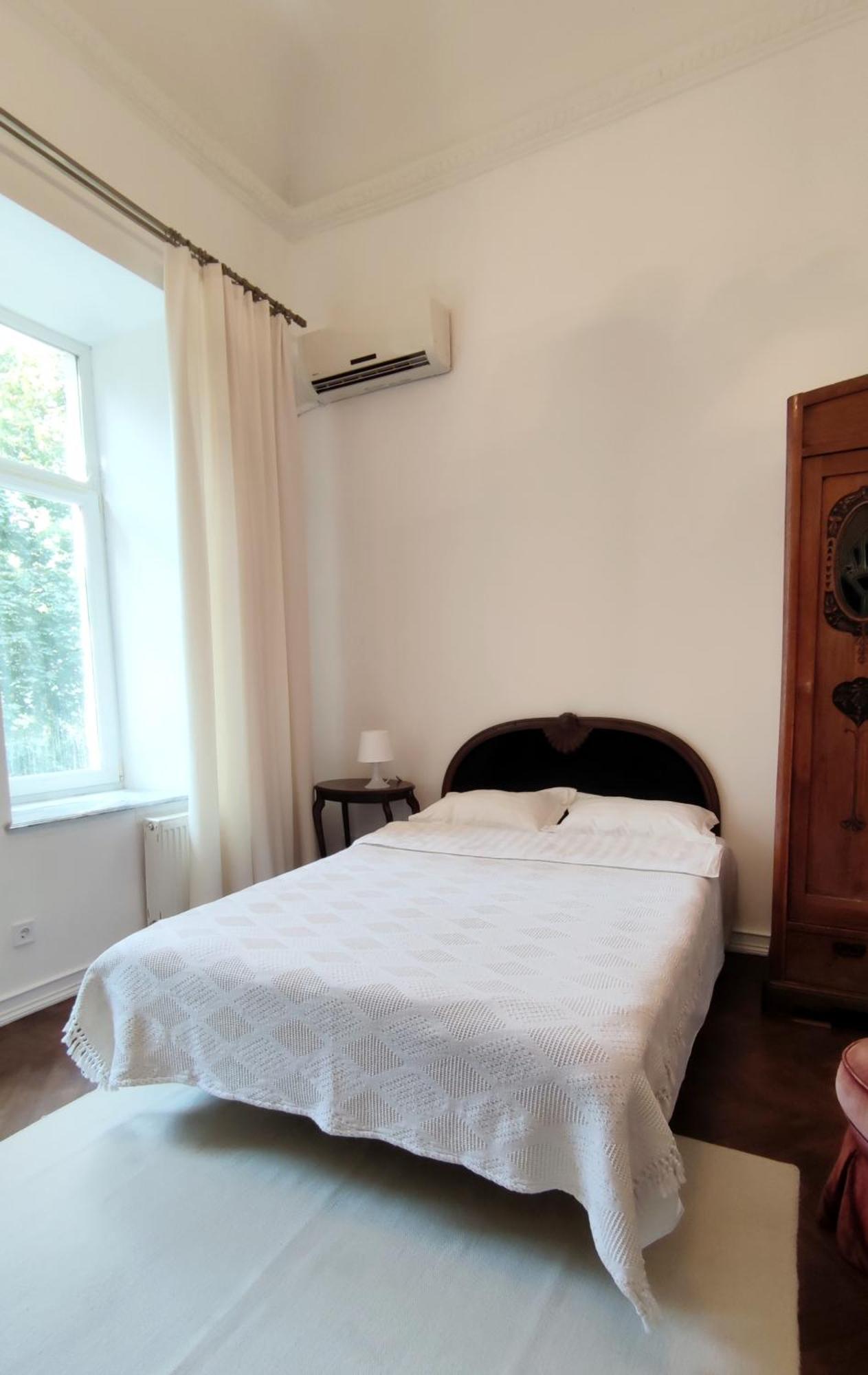 Квартира Возле Дерибасовской Apartment Odesa Exterior photo